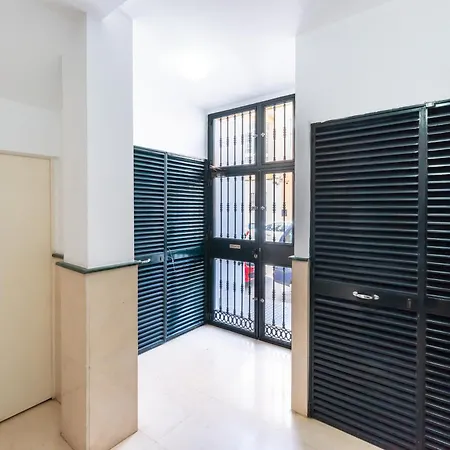 Apartment Wintowinrentals Comodo Estudio En Malaga. *